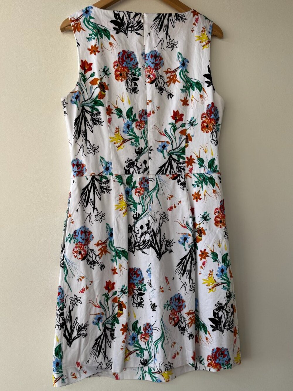 White Floral Patterned Simons/Contemporaine Dress (size 12) - Picture 2 of 5